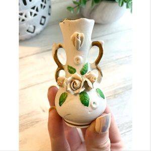 ❌4/$20 Vintage mini vase with 3D roses, miniature pottery, mcm flower ceramics